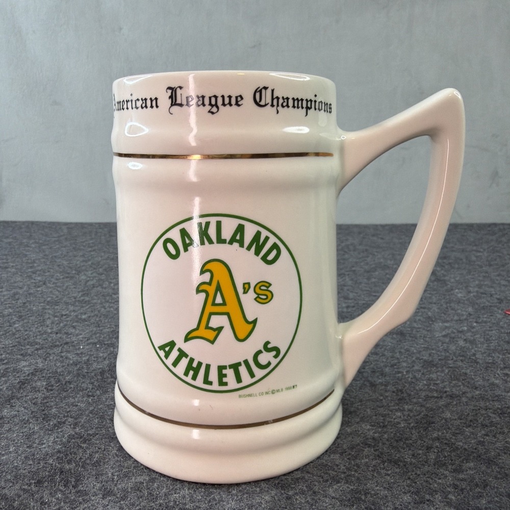 Vintage 1988 Oakland A's World Series AL Champions MLB Beer Stein Mug